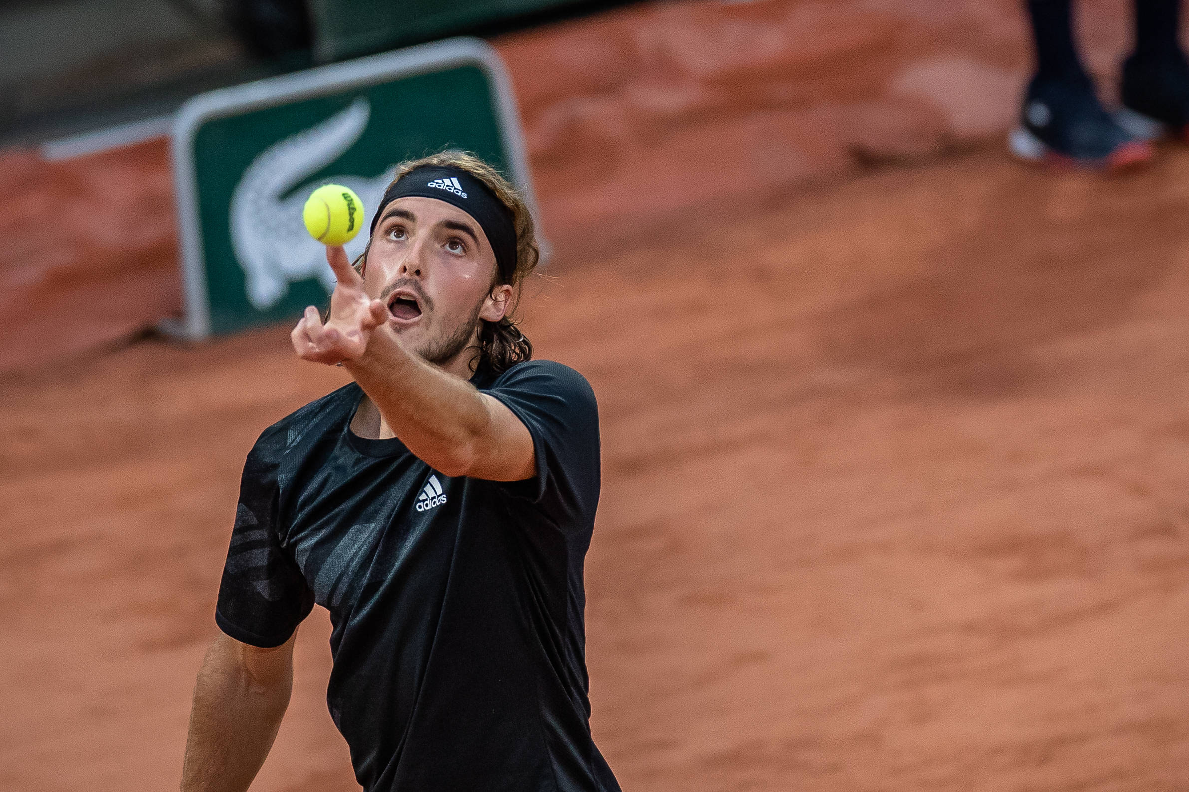 法网逆转年终总决赛,西西帕斯关键制胜 法网逆转年终总决赛,西西帕斯关键制胜