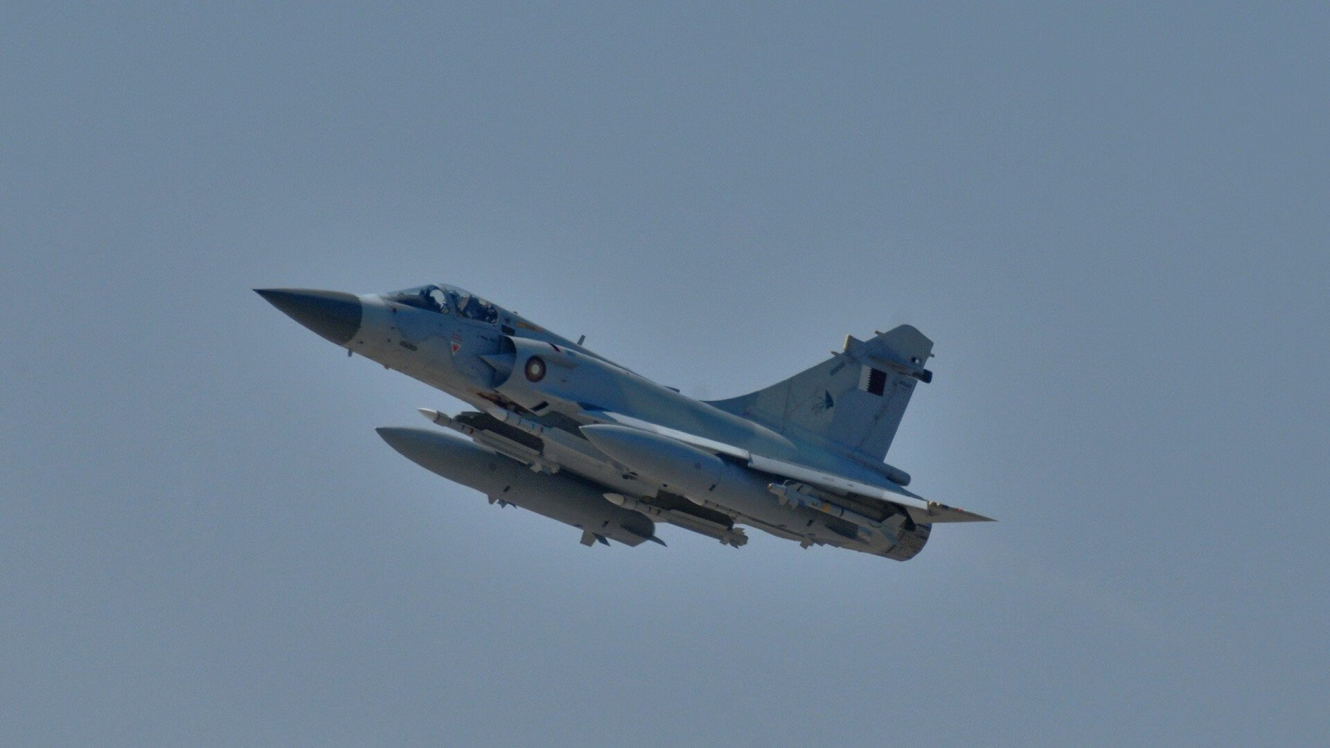 东西半球的双重主宰,当深圳团队篮球遇见布克式英雄主义