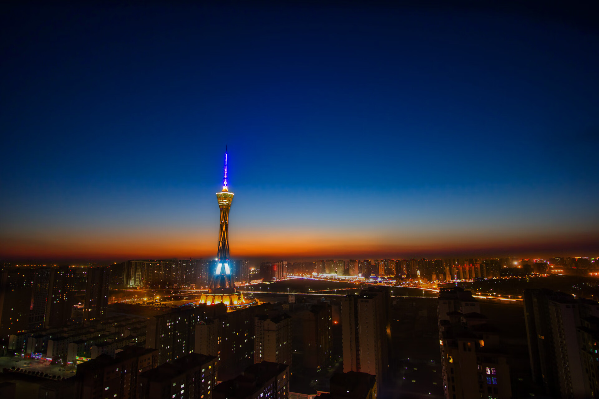 双线胜利，76人逆转公牛创奇迹，克莱F1揭幕战展统治力